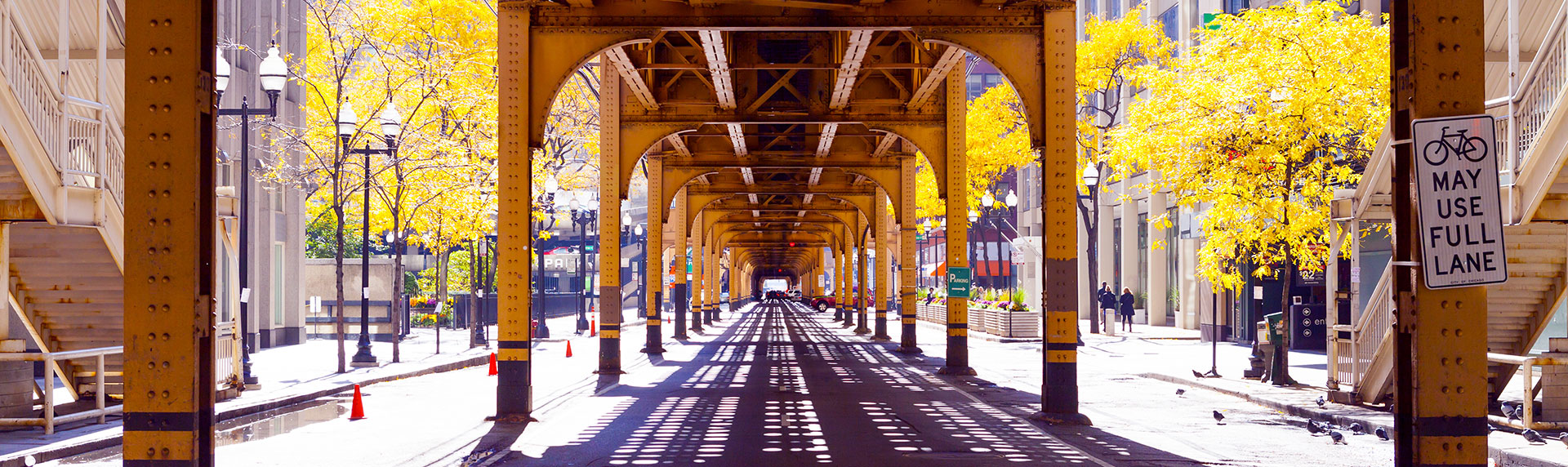 Wabash under the L in Chicago, Illinois